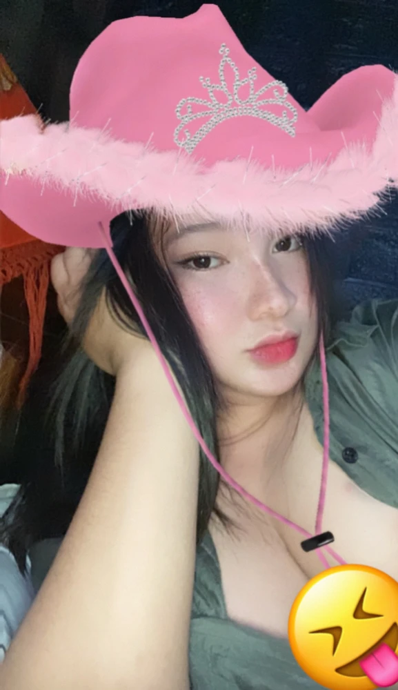 I-upload ni Fran Nicole ang larawan
