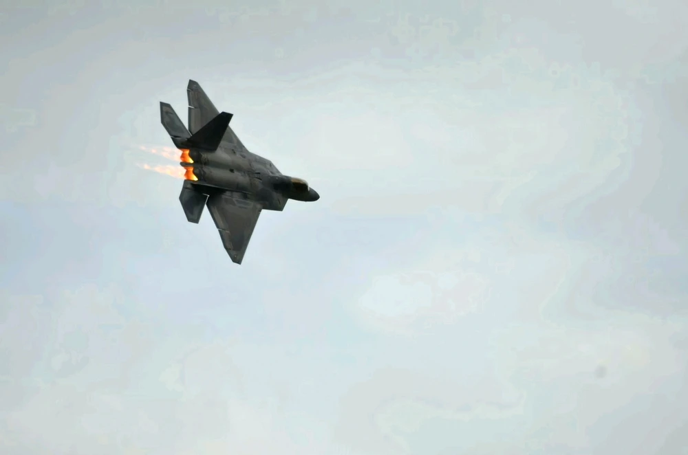 F-22 Raptor, Afterburner, Airshow