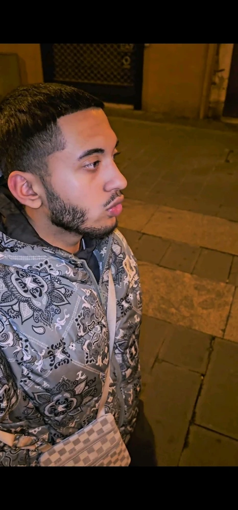 Immagine caricata da USMAN03