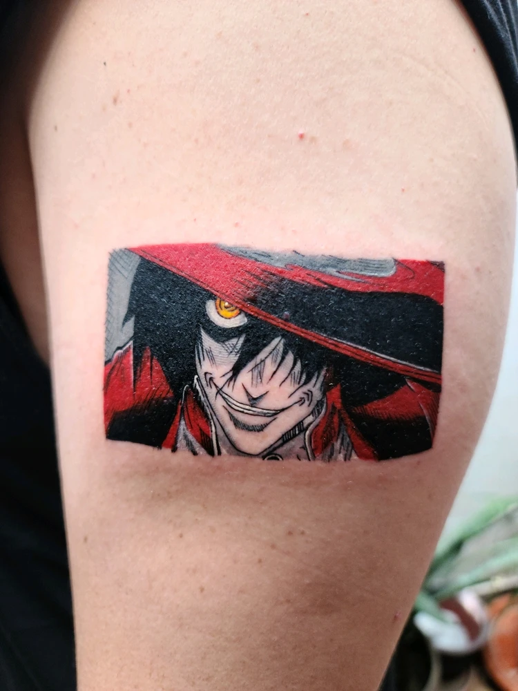 Tatuaje de Alucard en hellsing