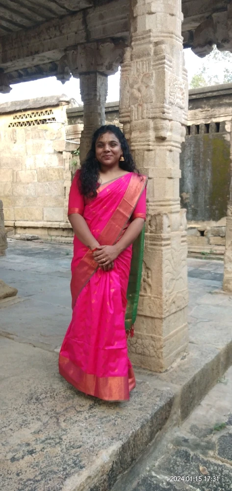 Poorni பதிவேற்றிய படம்