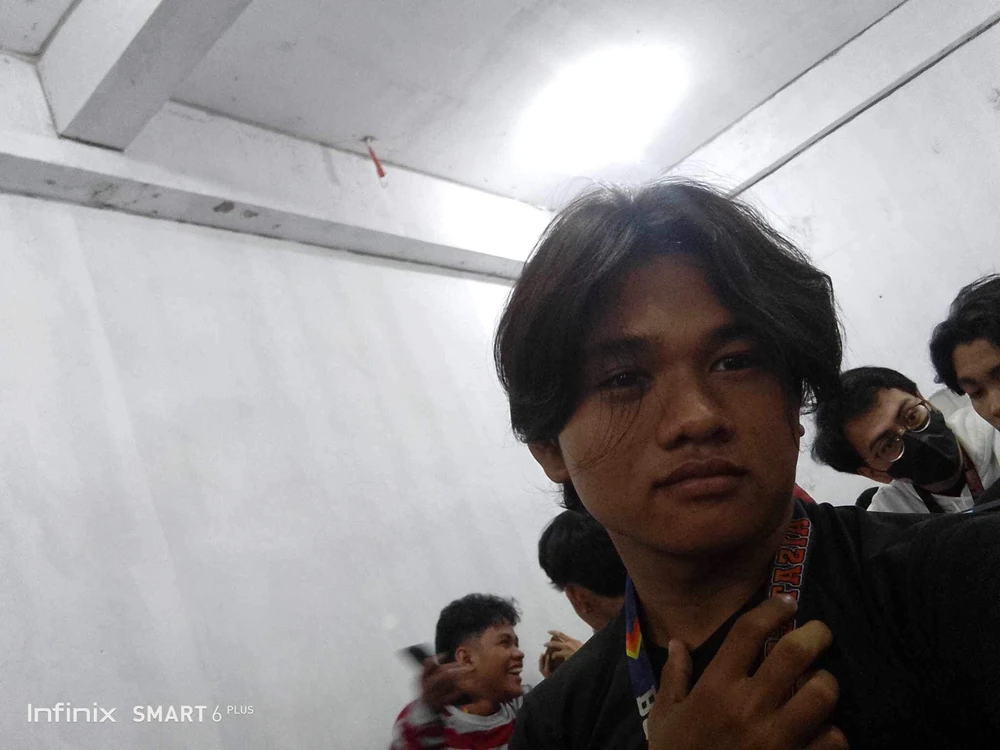 I-upload ni Kristan ang larawan