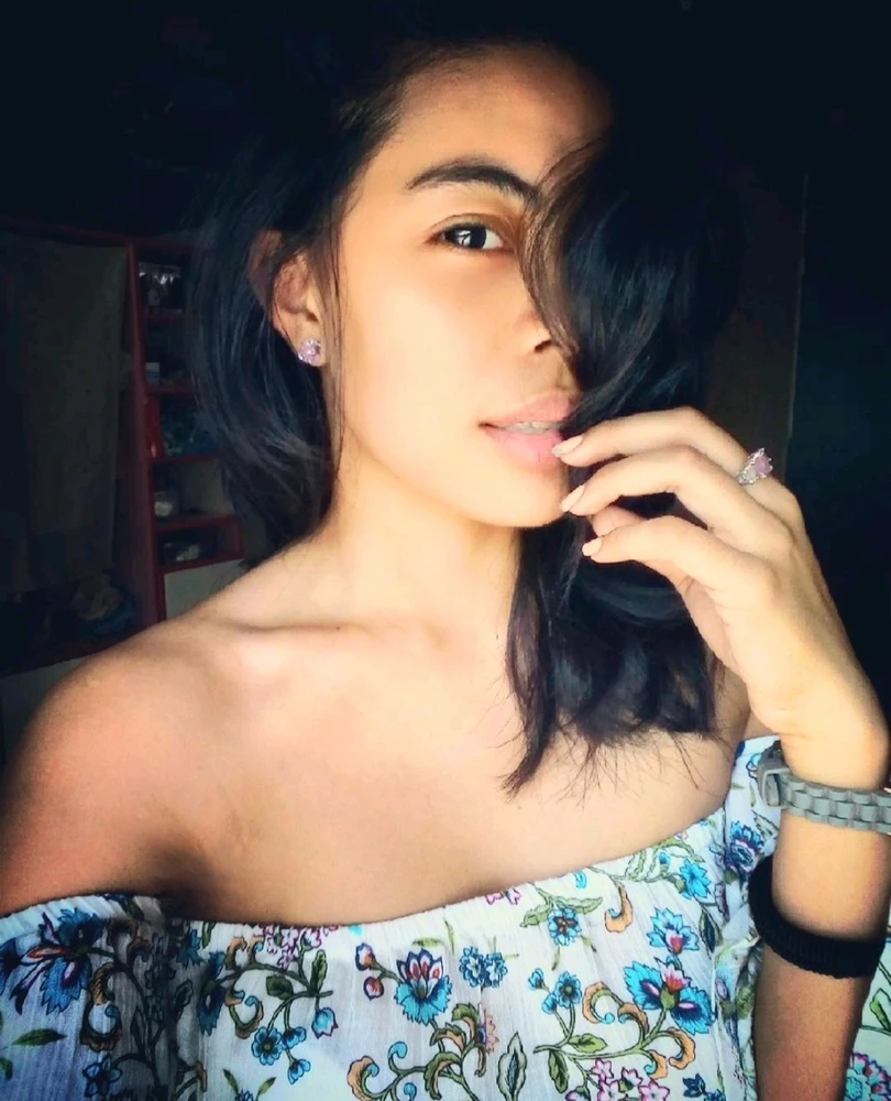 I-upload ni Rel ang larawan
