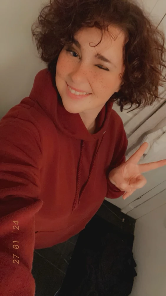 Image uploaded by Ash (Taken read bio)