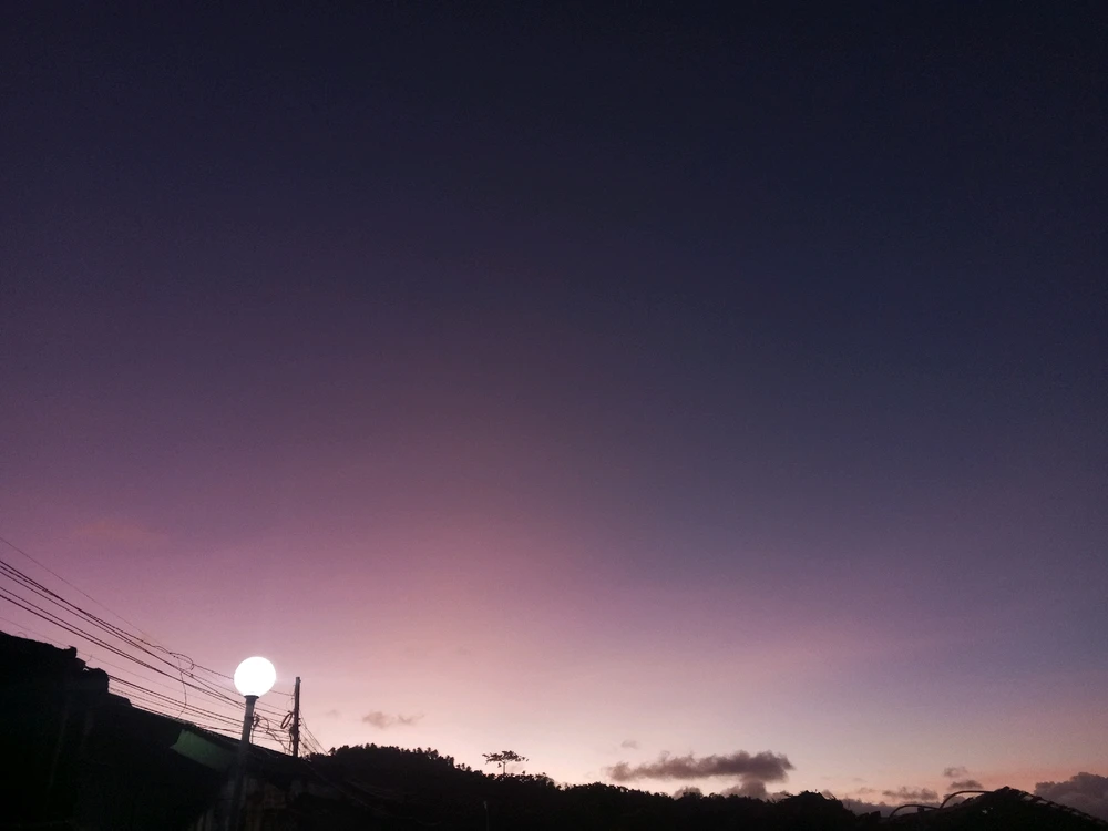 I-upload ni Ralph Emil ang larawan