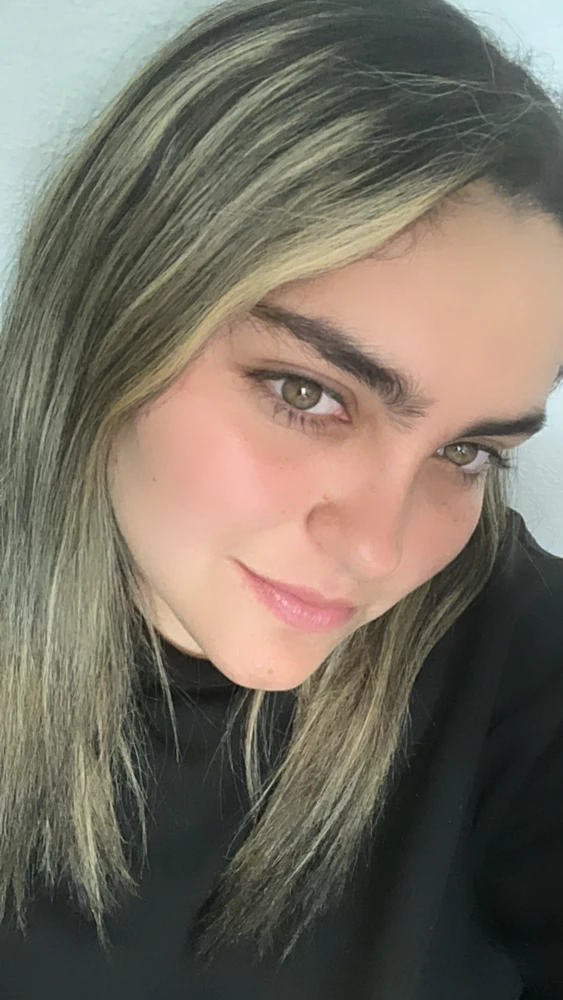 Recomienden músicaaa, de preferencia electrónica o pop jaja