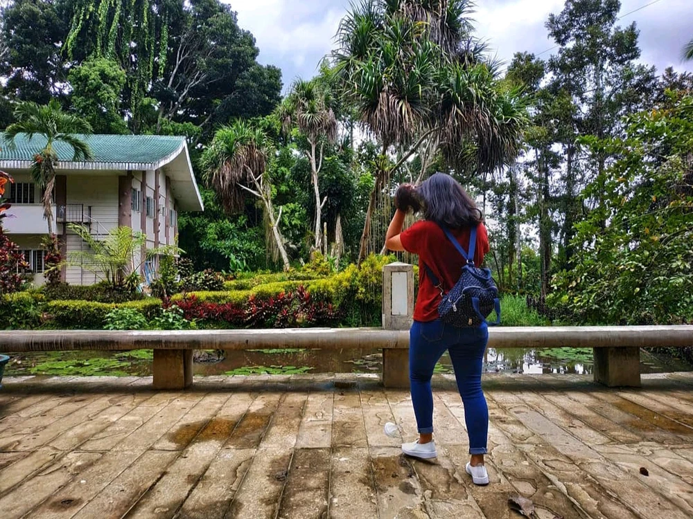I-upload ni Elle ang larawan