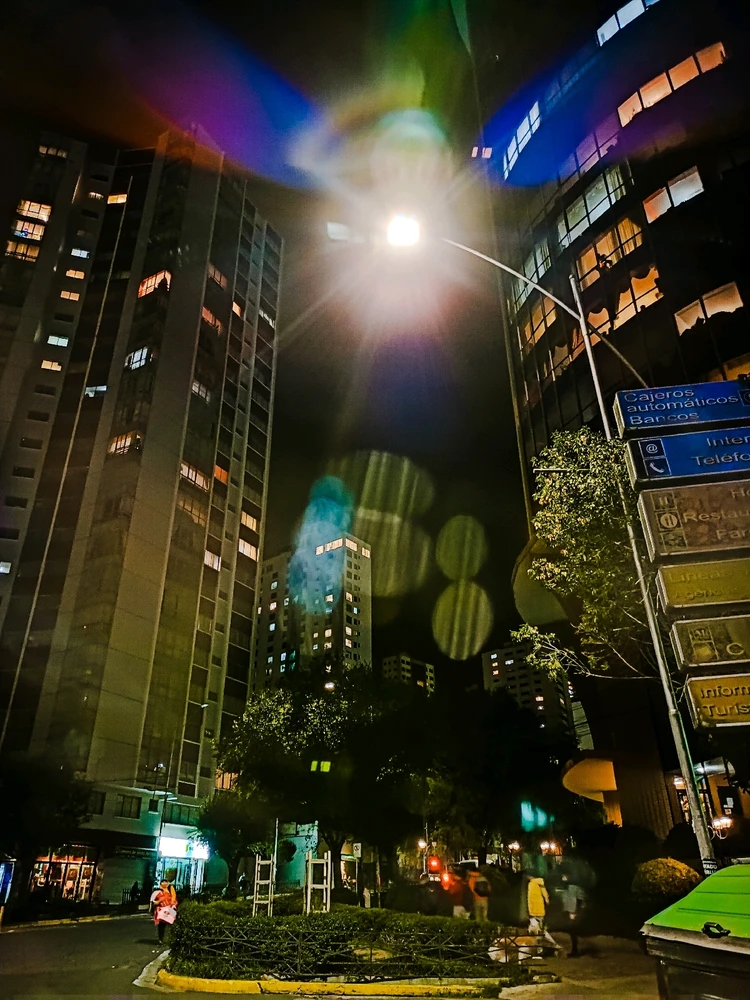 ¿Canciones para viajar en soledad por la noche?