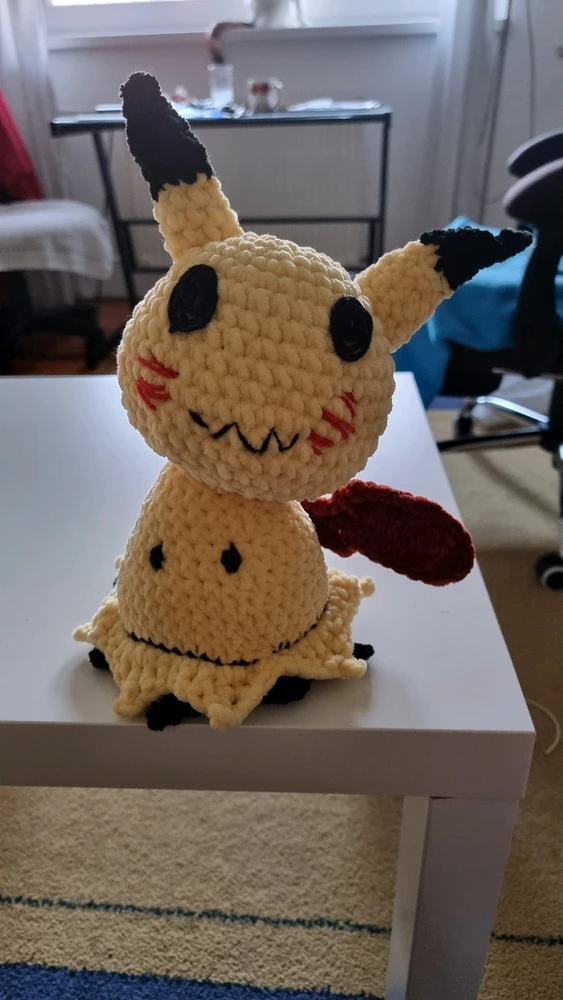 crocheted mimikyu