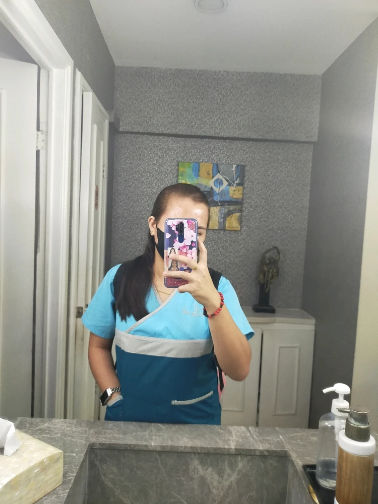 I-upload ni Rose ang larawan