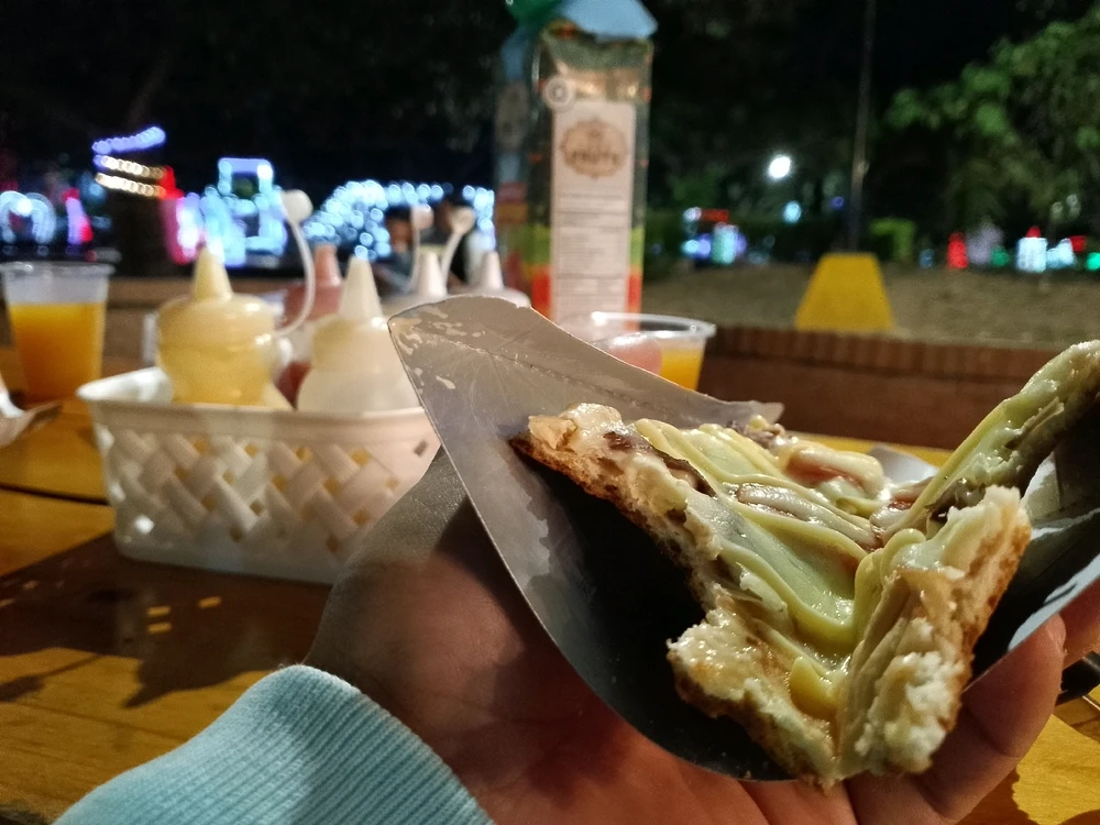 Immaġni mtellgħa minn Robin