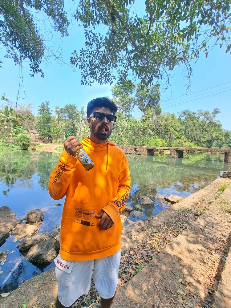 I'm looking for love ......for now finding it in beer !! 
Where is my lover ?? 