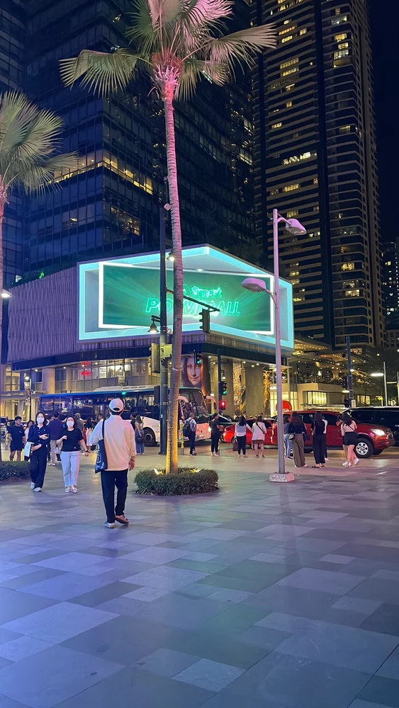 I-upload ni Norman ang larawan