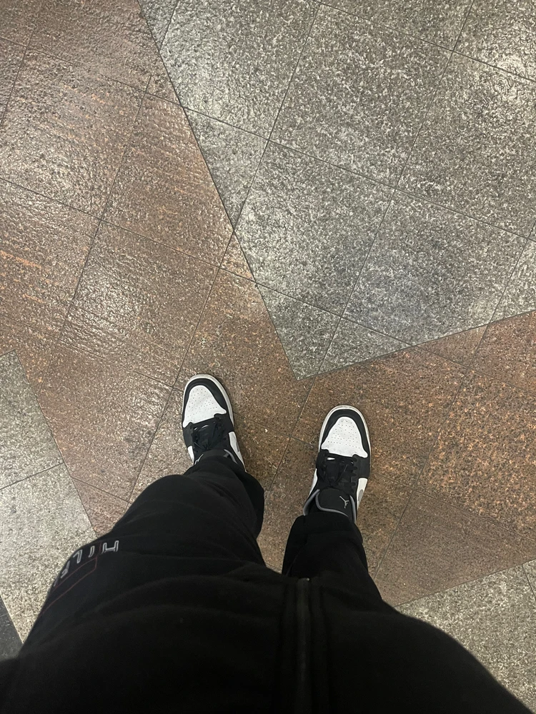 I-upload ni Norman ang larawan