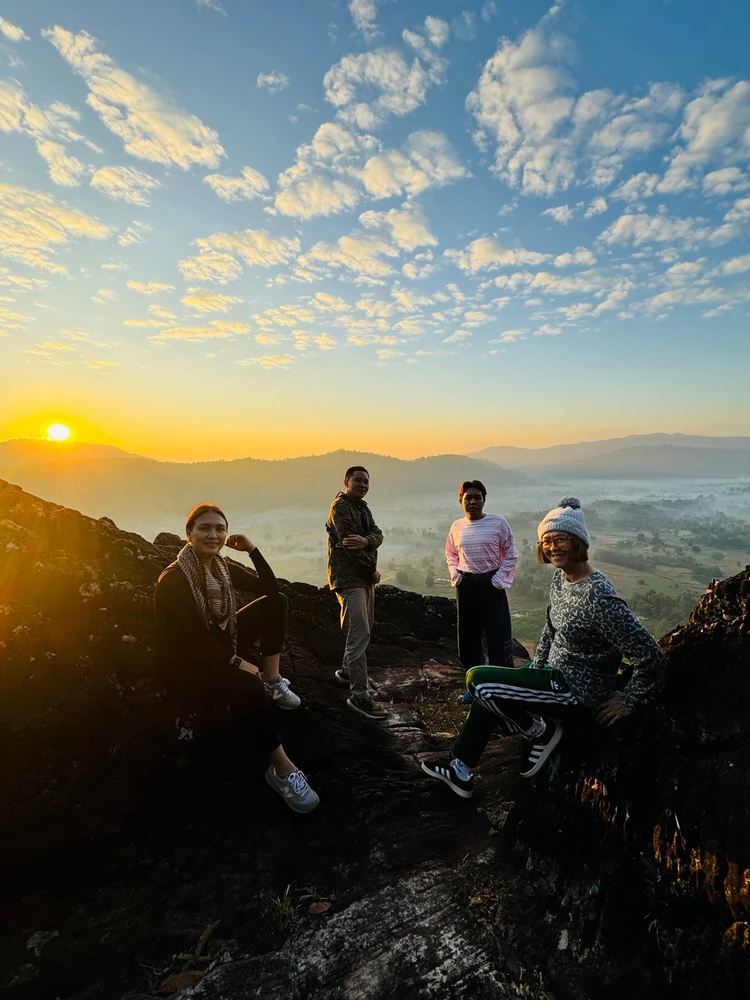 Image uploaded by Meme