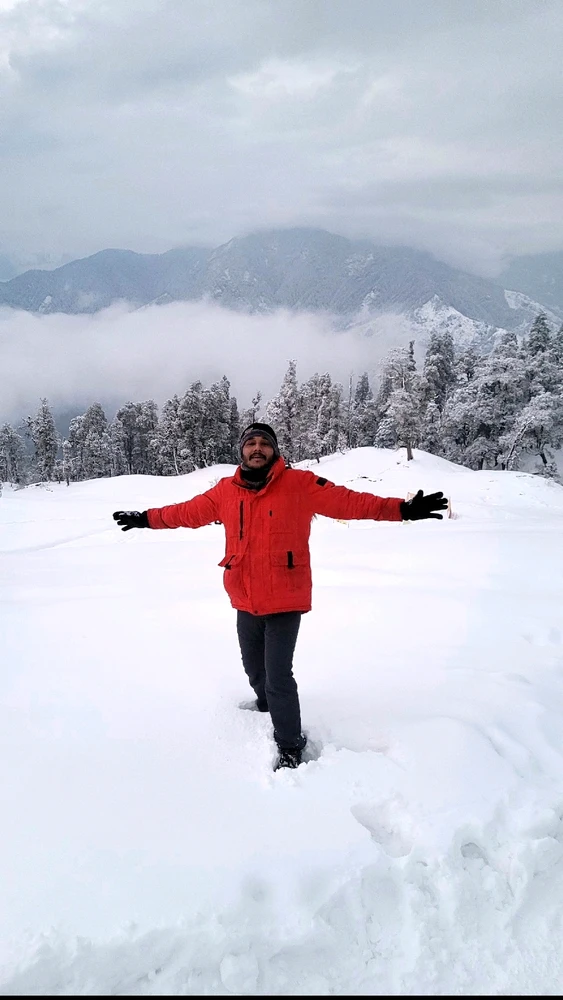 Gi-upload ni Sachin Santhosh ang hulagway