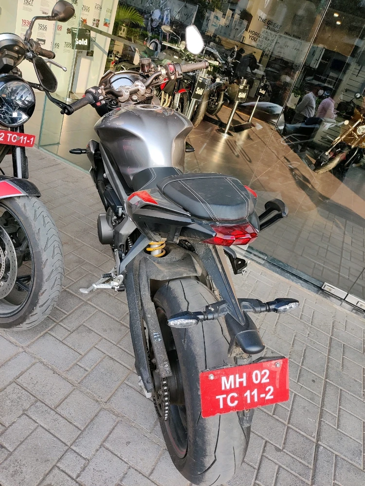 New bike triumph 600cc 