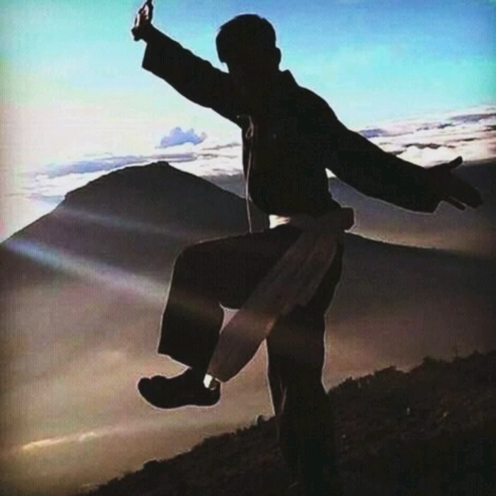 Image uploaded by Ari