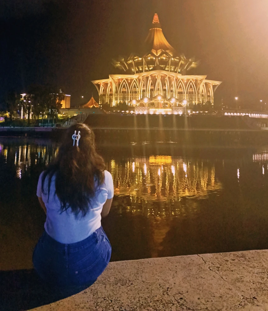 I-upload ni Nourynn ang larawan