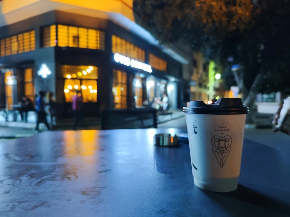 I-upload ni Junie ang larawan