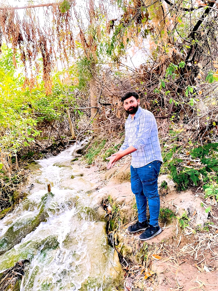 Sardaar Haseeb tarapyndan ýüklenen surat