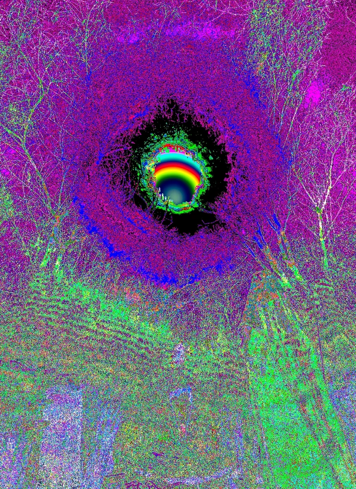 בעת ליקוי חמה. Lightroom edit.