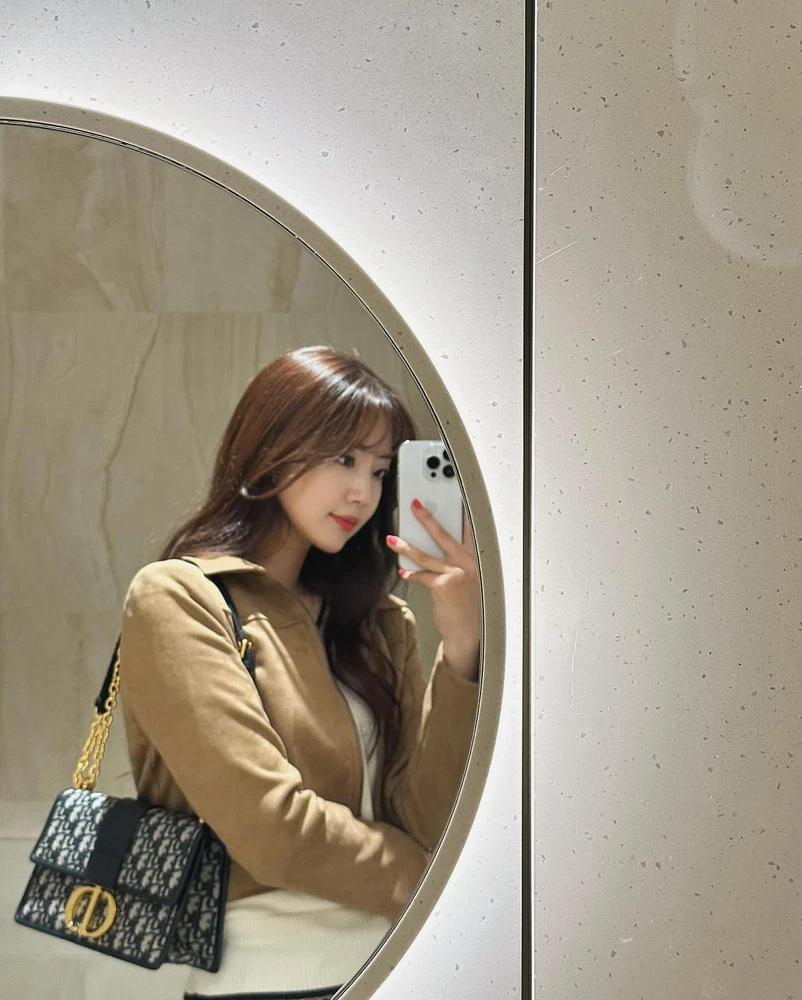 ์ํ๋์ด ์ฌ๋ฆฐ ์ฌ์ง