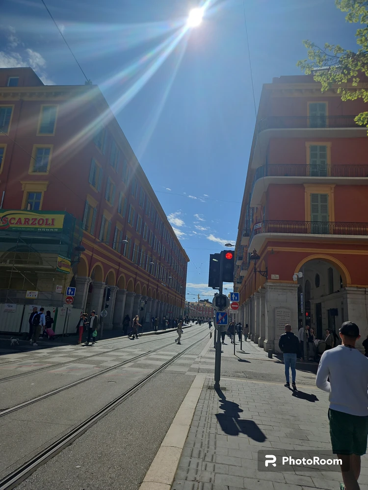 Image ajoutée par Jonas (Ali)