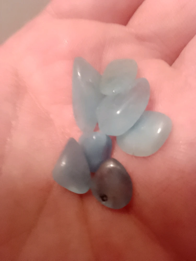 由Katlyne上传的图片