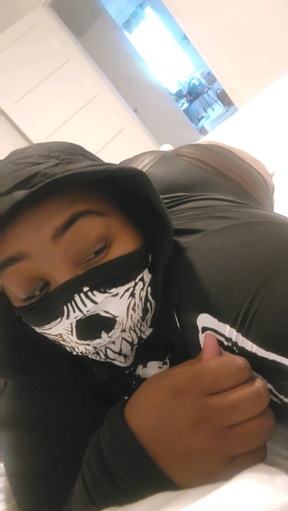 Gambar diunggah dening Re