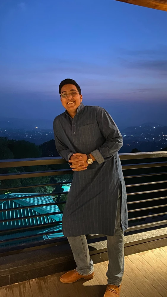 Gi-upload ni Dev Vikram Upaadhyay ang hulagway