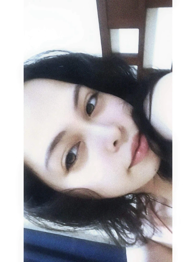I-upload ni Ainah ang larawan