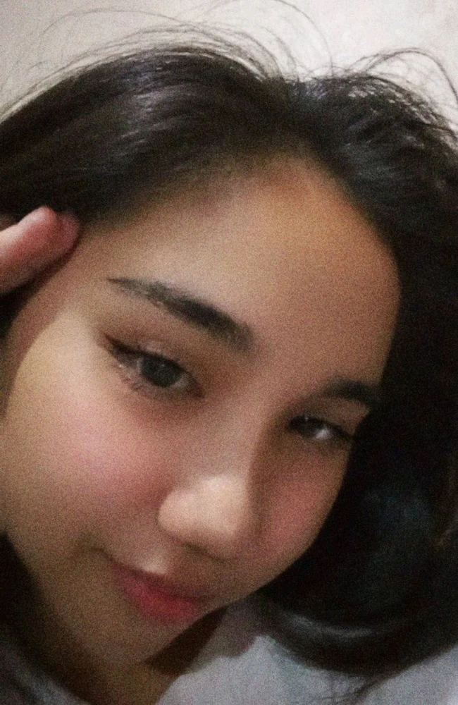 Gi-upload ni Kylieeee ang hulagway