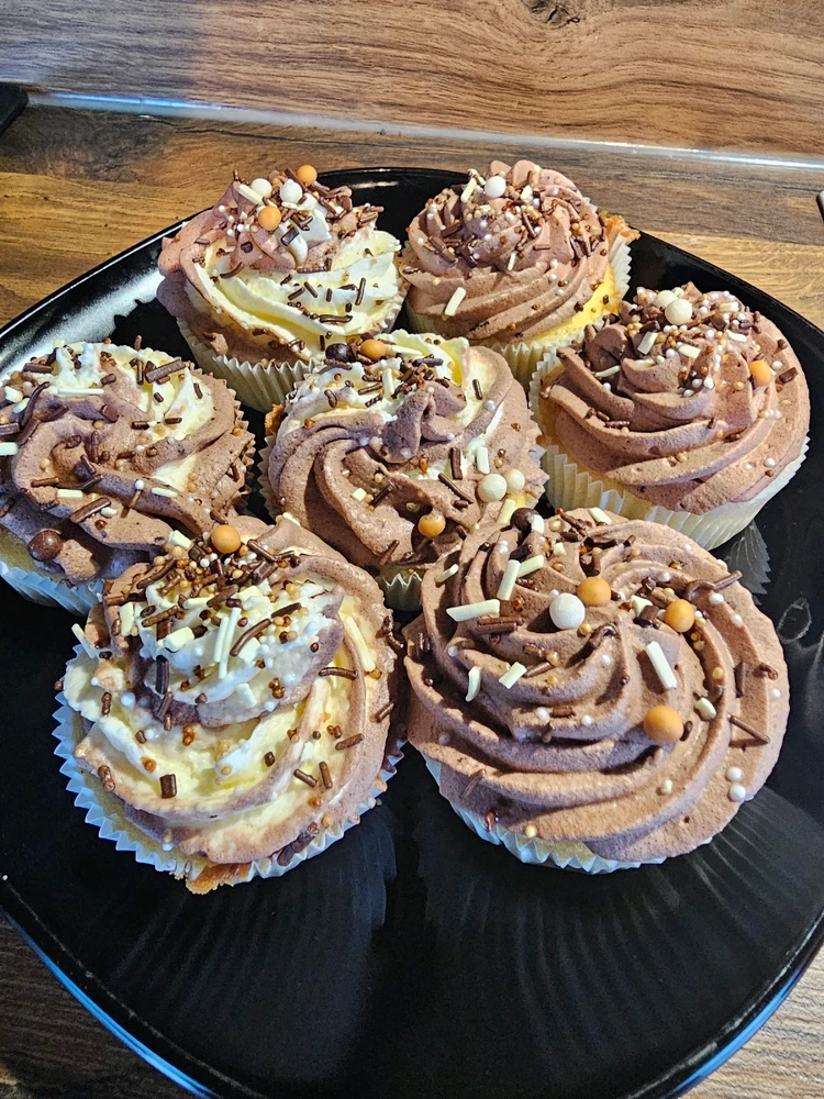 Stressed spelled backwards is
Desserts