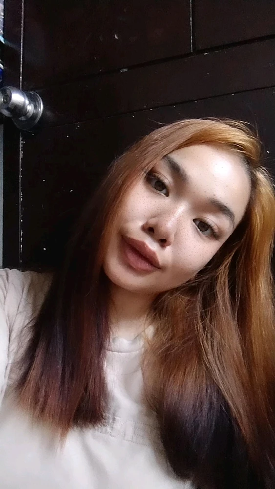 Jennifer Salazar আপলোড করেছে
