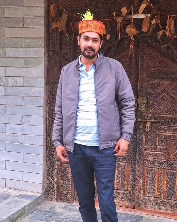 Gi-upload ni Sanjeev Sharma ang hulagway