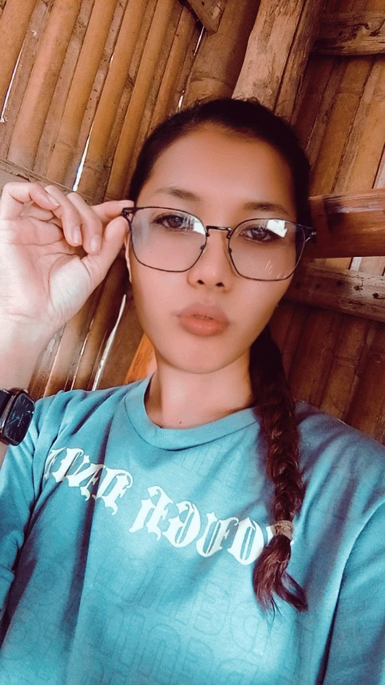 I-upload ni Rhen ang larawan