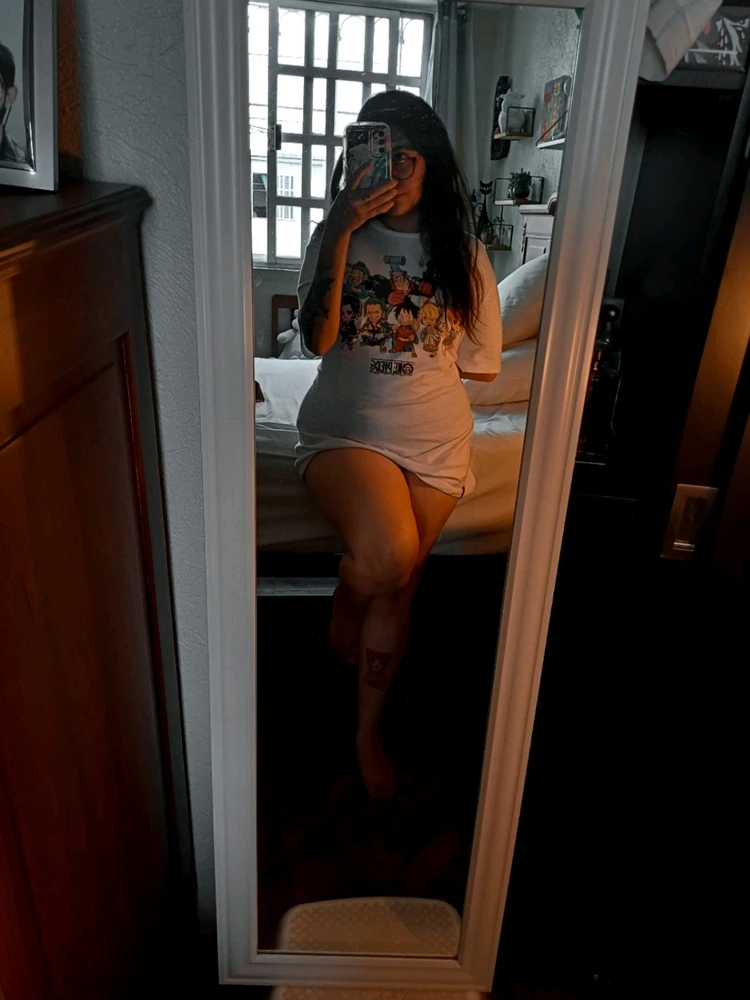 ¿Me ayudas a buscar el one piece?