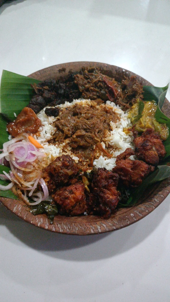 All the dishes combined gives it a royal look, but only for people outside kerala , for theose who live there this is normal 