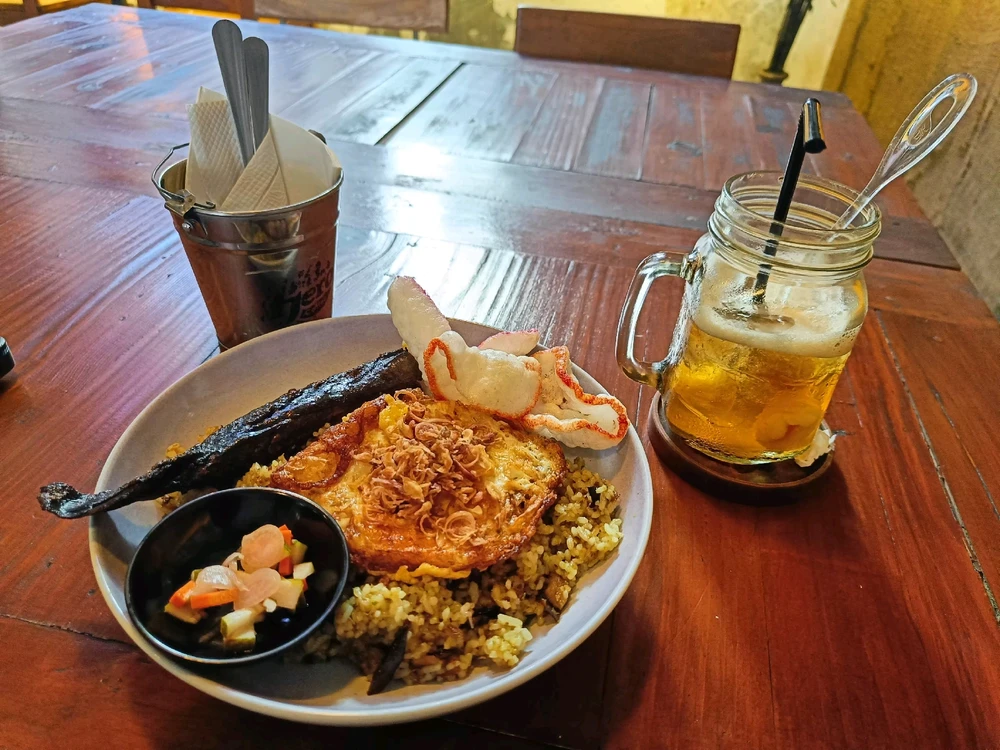 Nasi goreng ikan asap, menu baru di Hero coffe Semarang