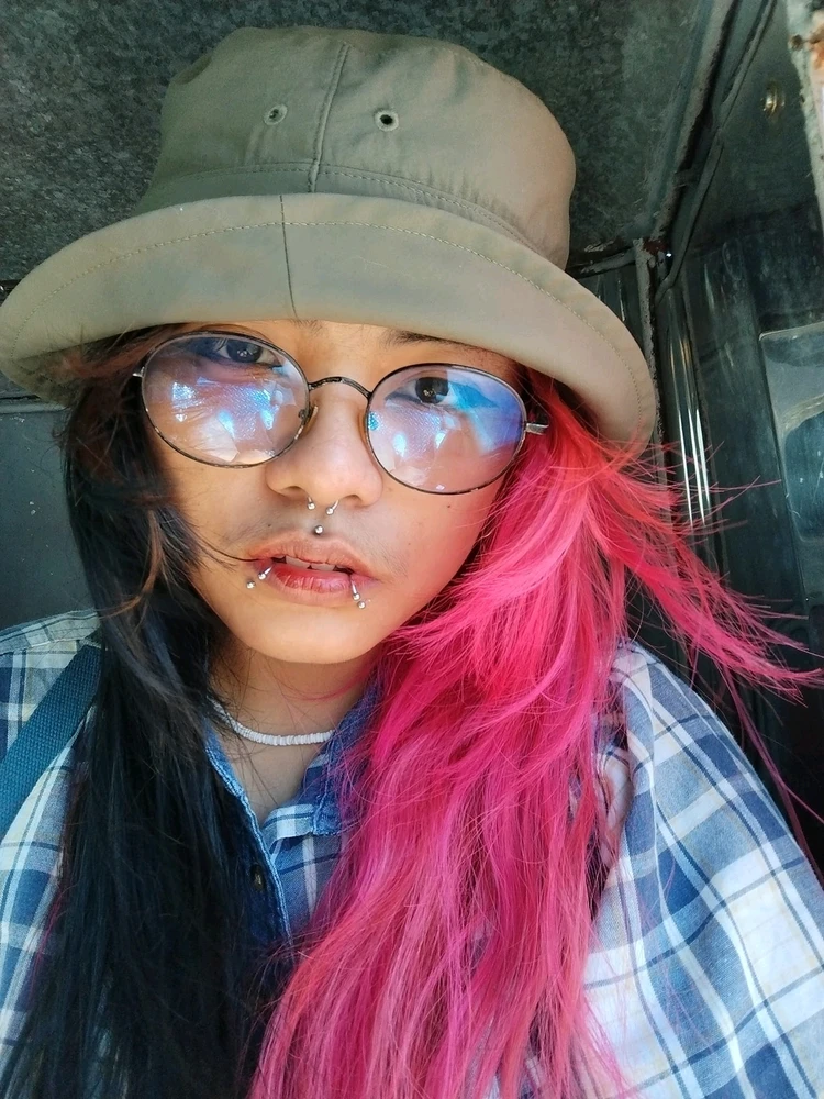 I-upload ni Acxel ang larawan