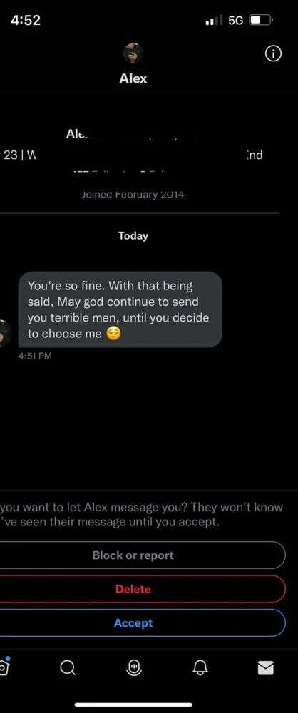 I-upload ni Jane ang larawan