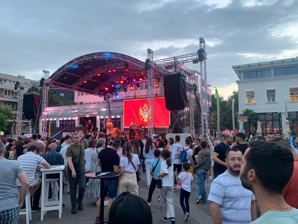 Sliku je postavio/la Ivan