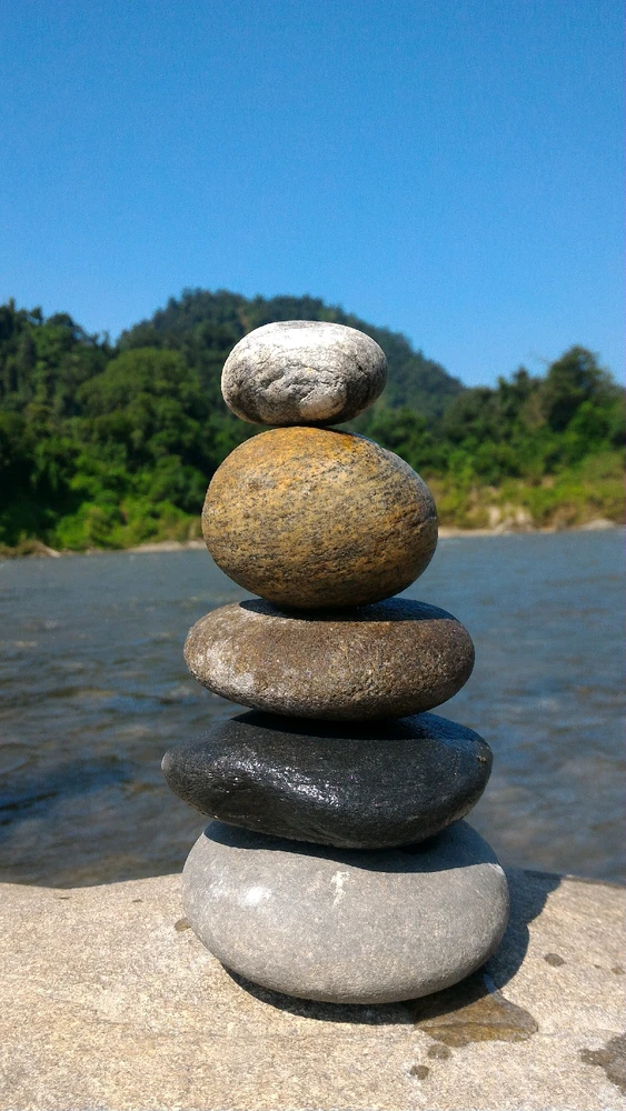 Stone stacking