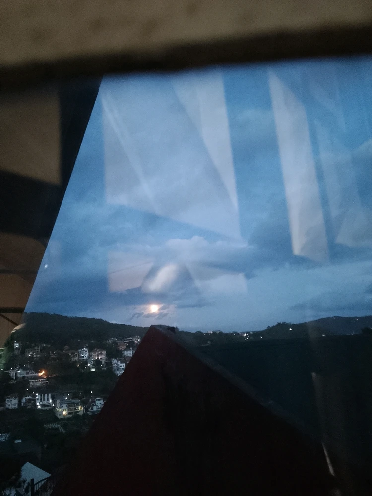 I-upload ni Sam Dy ang larawan