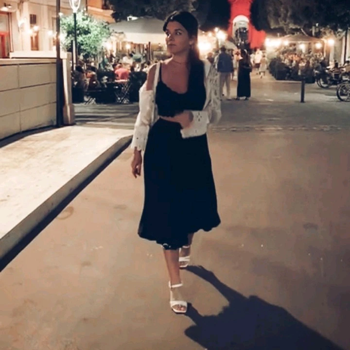 Image uploaded by Selena ( leggi la bio )