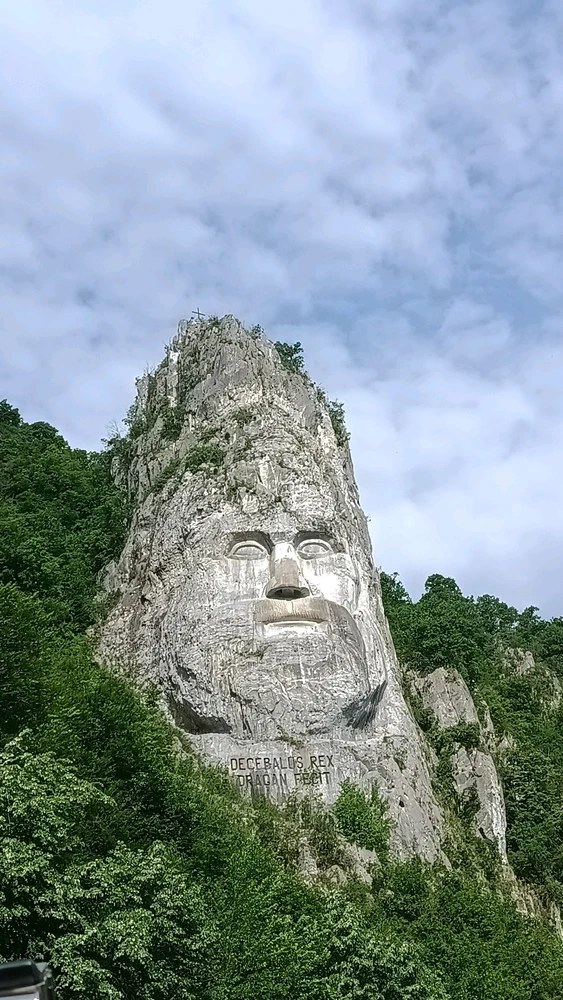 Imagine încărcată de Alex