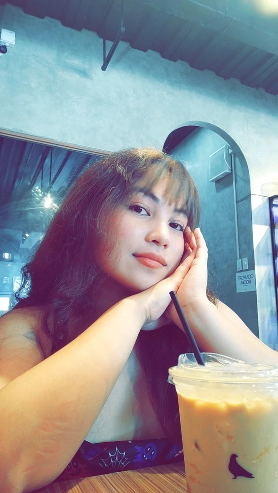 I-upload ni Avegail ang larawan