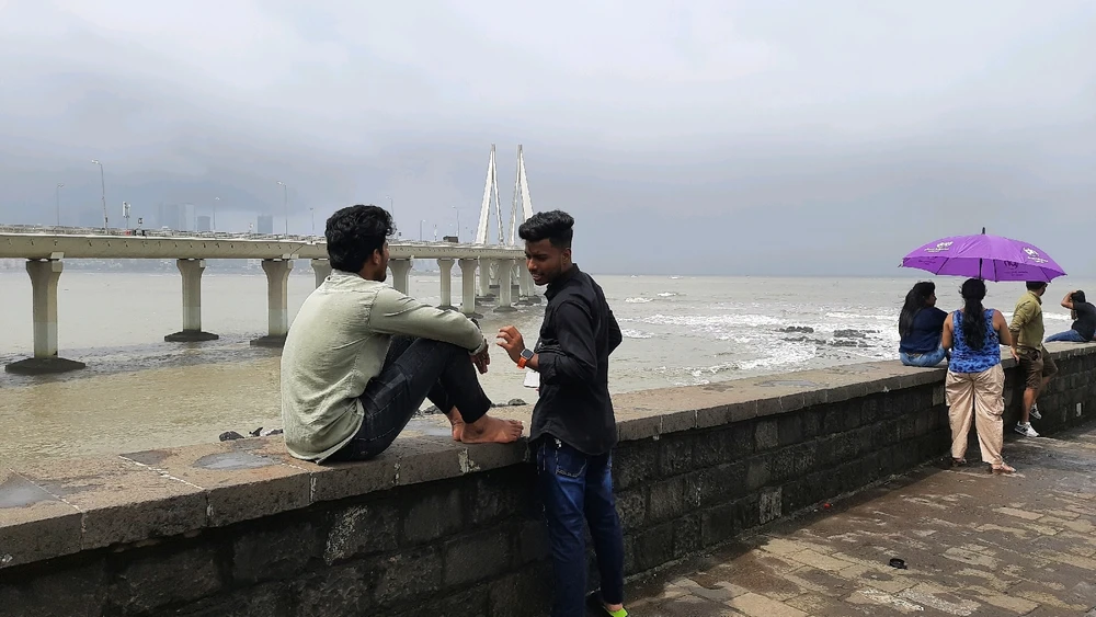 I-upload ni Yash Mishra ang larawan