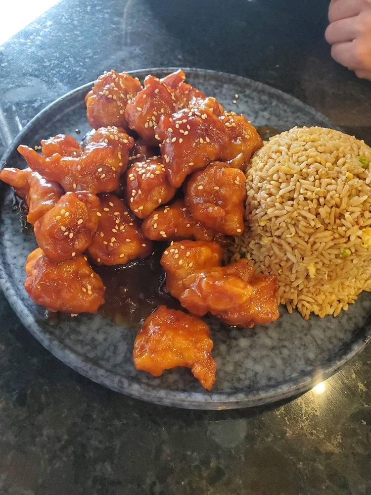Gi-upload ni Angie ang hulagway